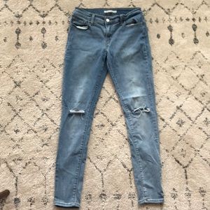 Levi’s 710 Super Skinny Jeans